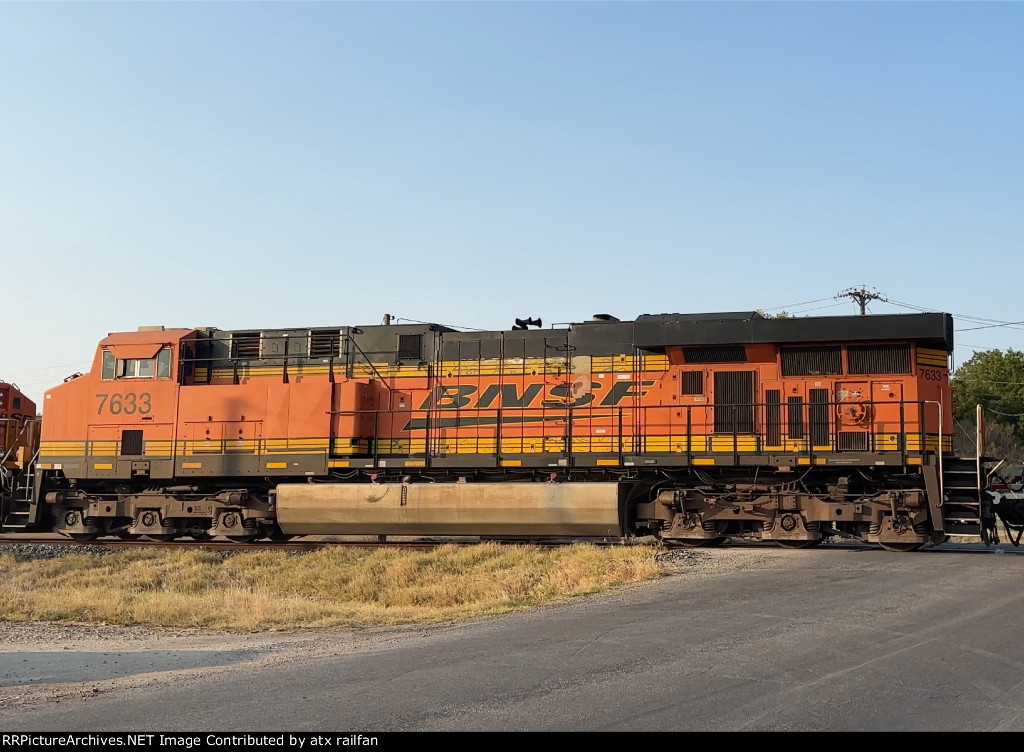 BNSF 7633